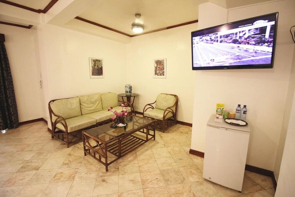 Mermaid Resort פוארטו גאלרה מראה חיצוני תמונה